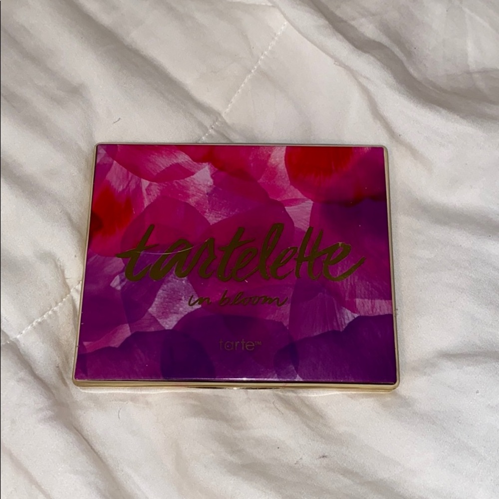 Tartlette in bloom palette
